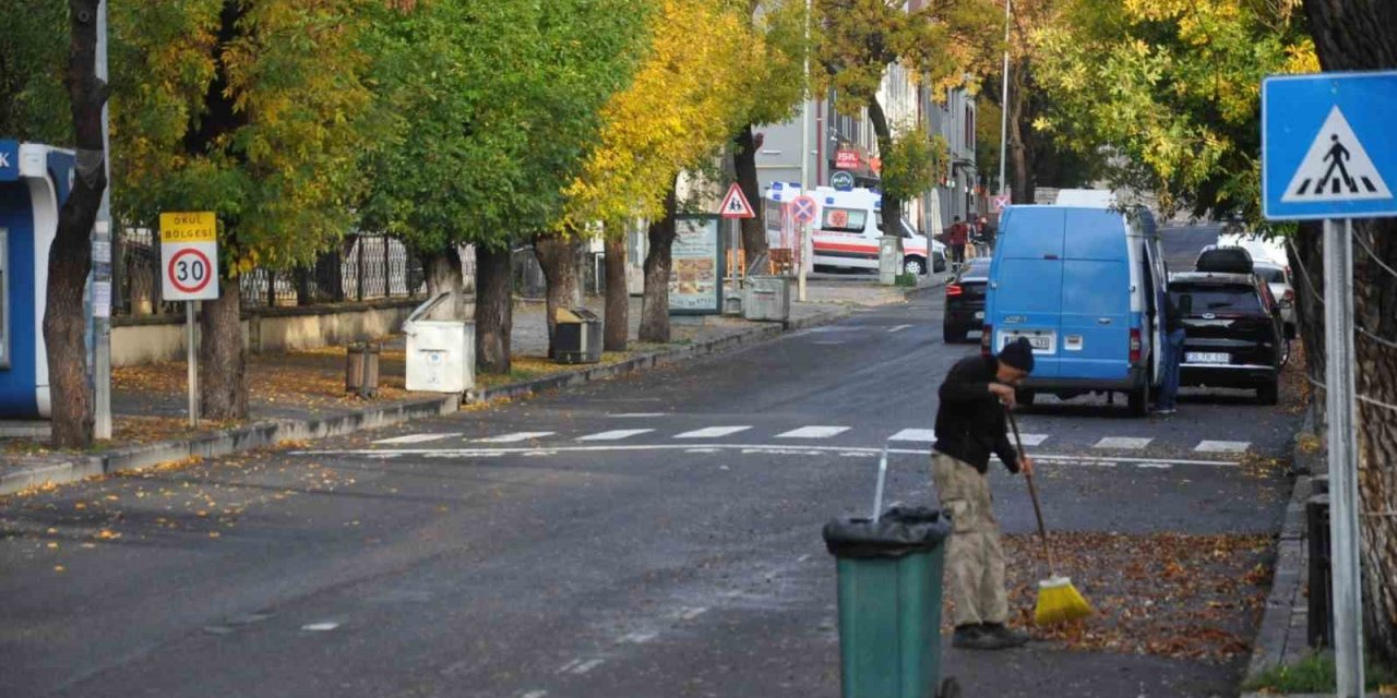 Kars'ta Sonbahar Temizliği