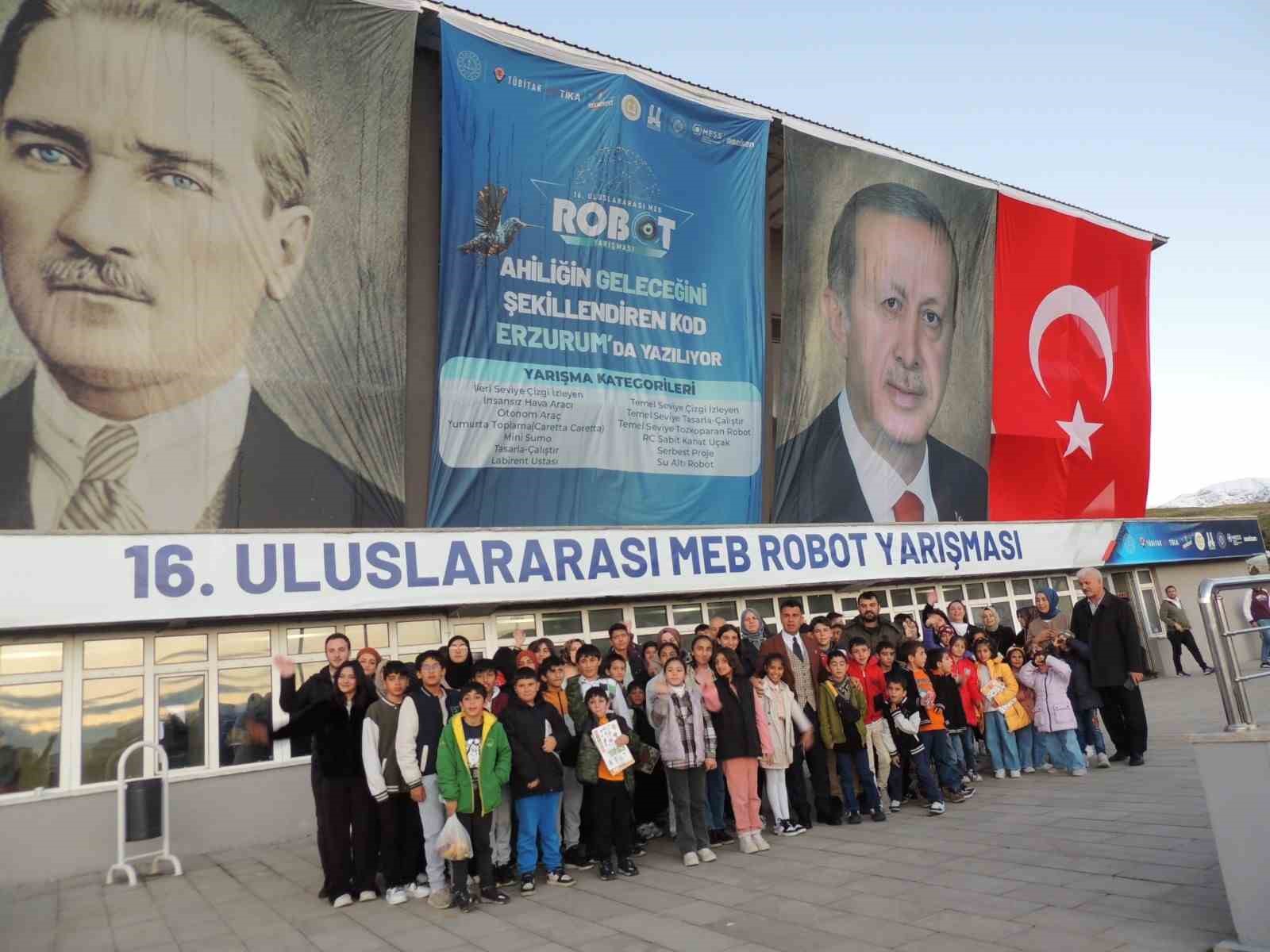 Erzurum'da devlet korumasındaki çocuklar Robot Yarışması'na katıldı