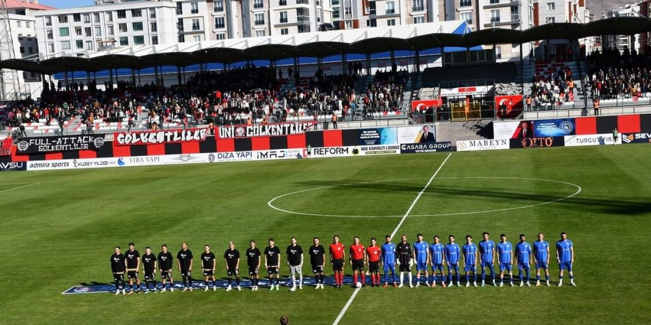 Vanspor FK Evinde 2-1 Mağlup Oldu