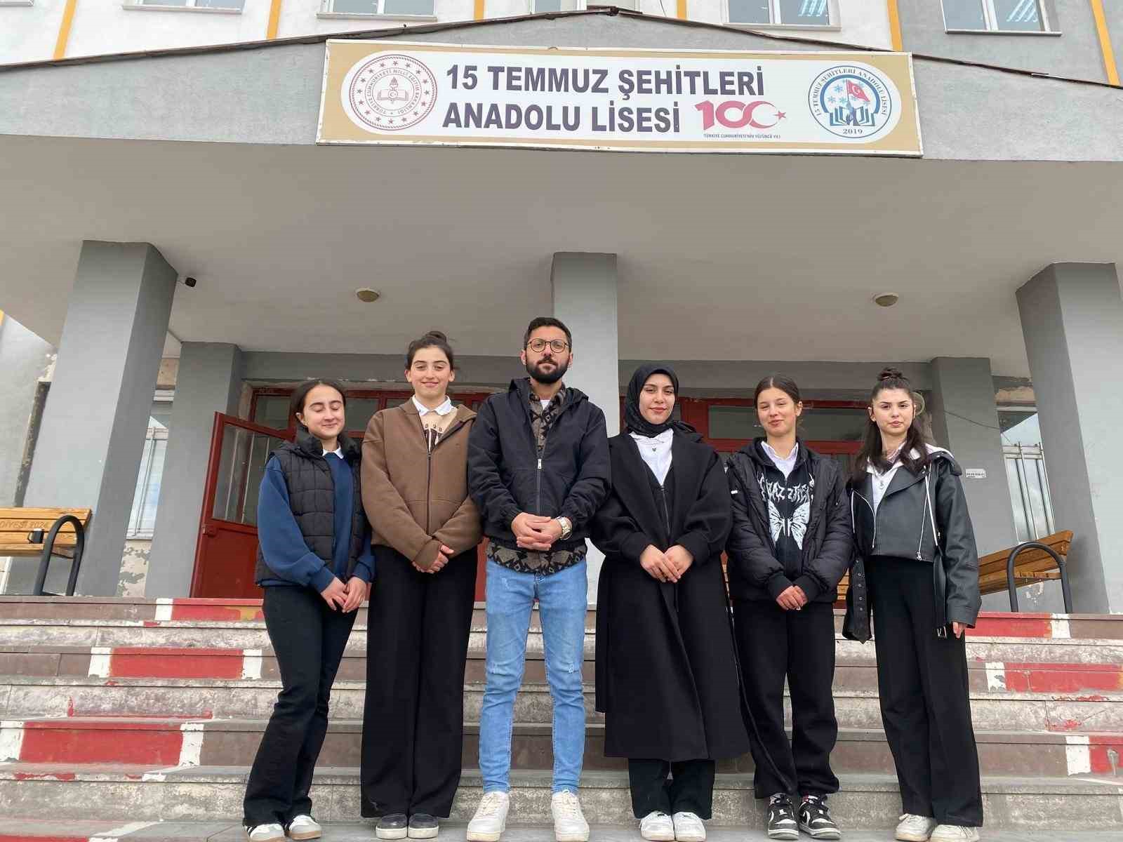 Vanlı öğrencilerden Filistin’e destek klibi