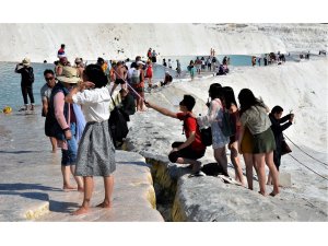 Bayram tatilinde Pamukkale’de otellerin tamamı doldu