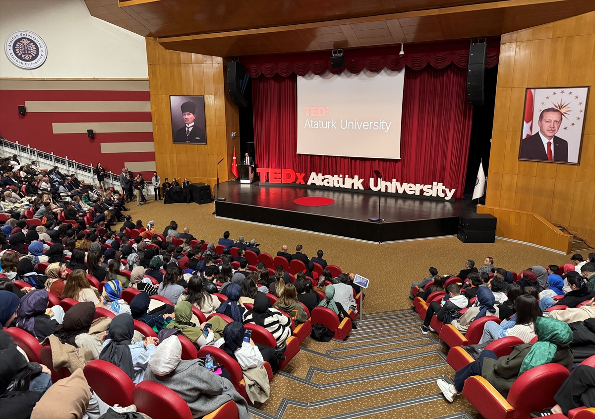 Atatürk Üniversitesi'nde TEDx konferansları