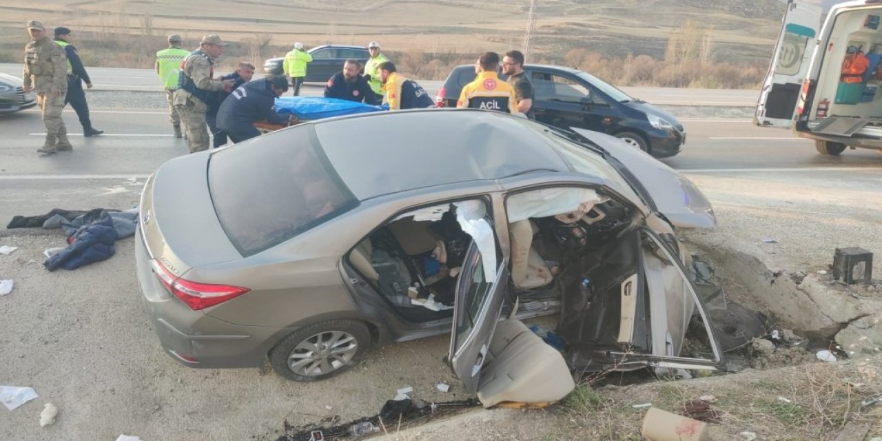 Erzurum’da Feci Kaza: 2 Ölü, 1 Yaralı!