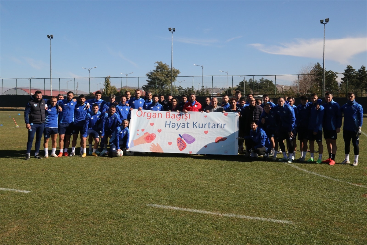 Erzurumsporlu futbolcular organ bağışına dikkati çekti