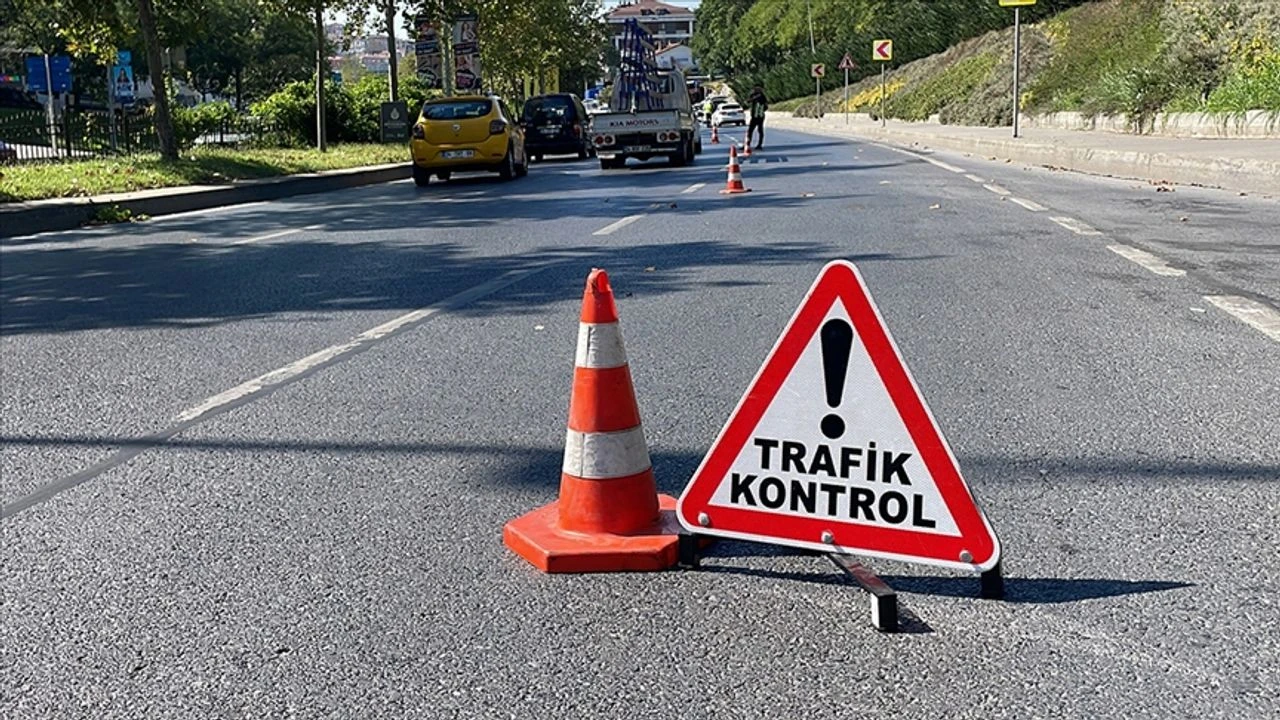 Erzurum'da sıkı trafik denetimi: 240 araç trafikten men