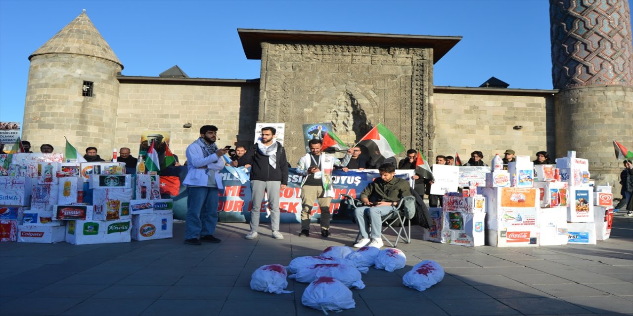 Erzurum'da Hekimler Gazze İçin Sessiz Yürüyüşlerine Devam Etti