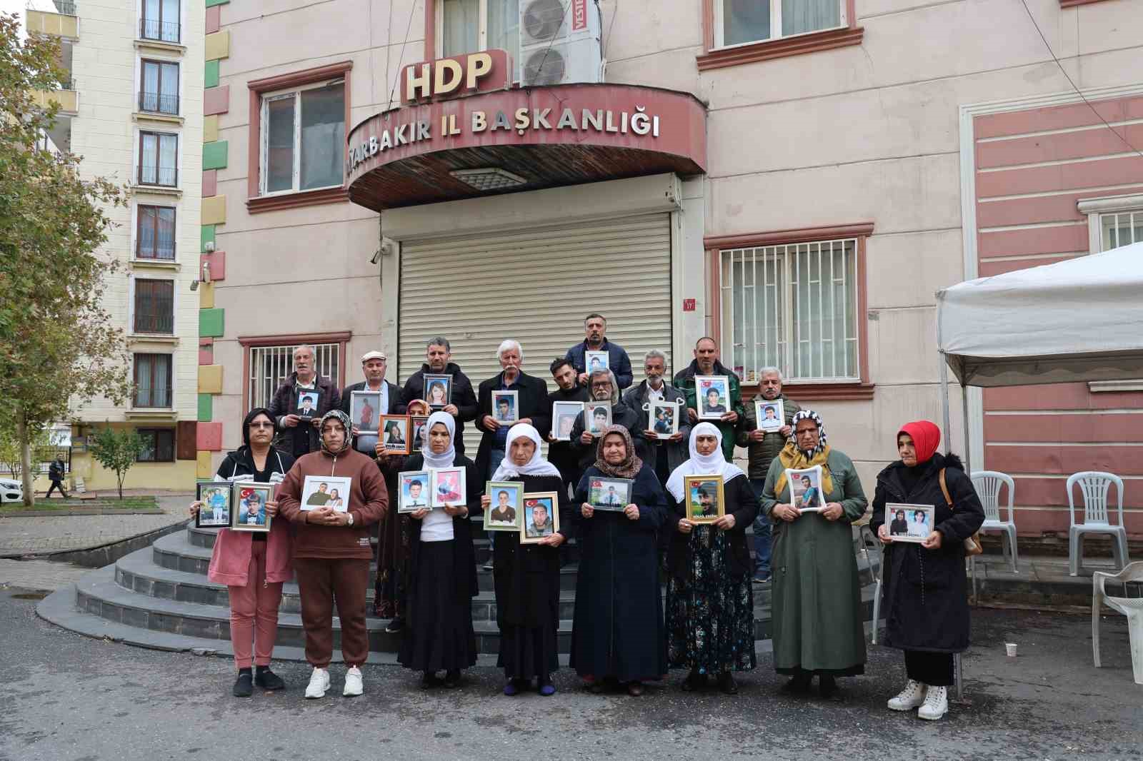 Diyarbakır'da kanser hastası anne evlat nöbetinde