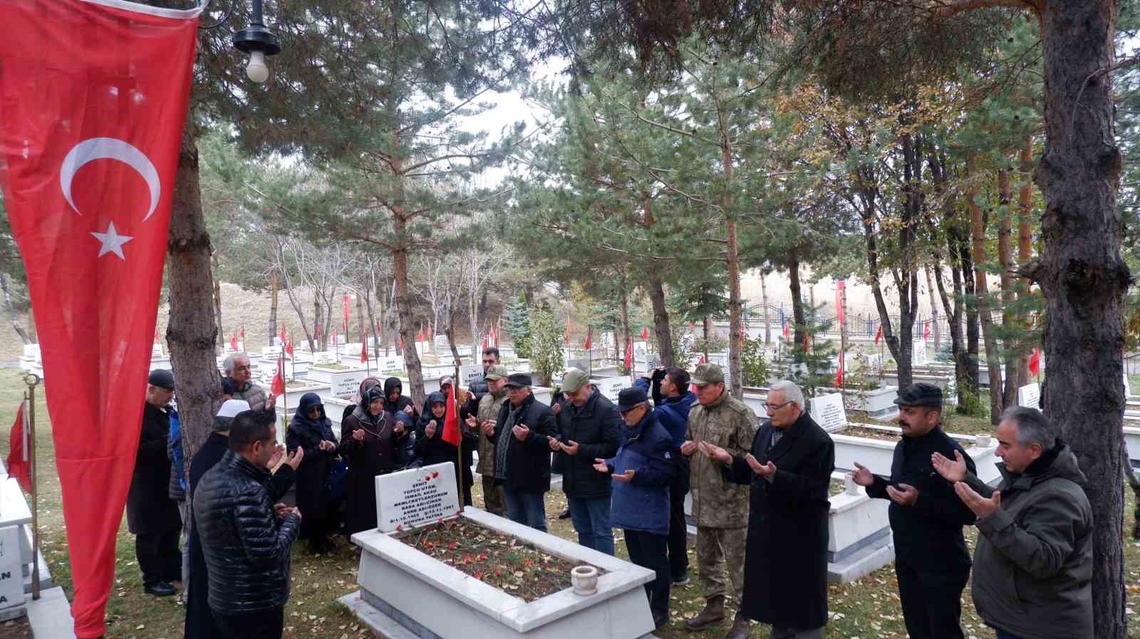 Erzurum’da şehide 33 yıllık vefa