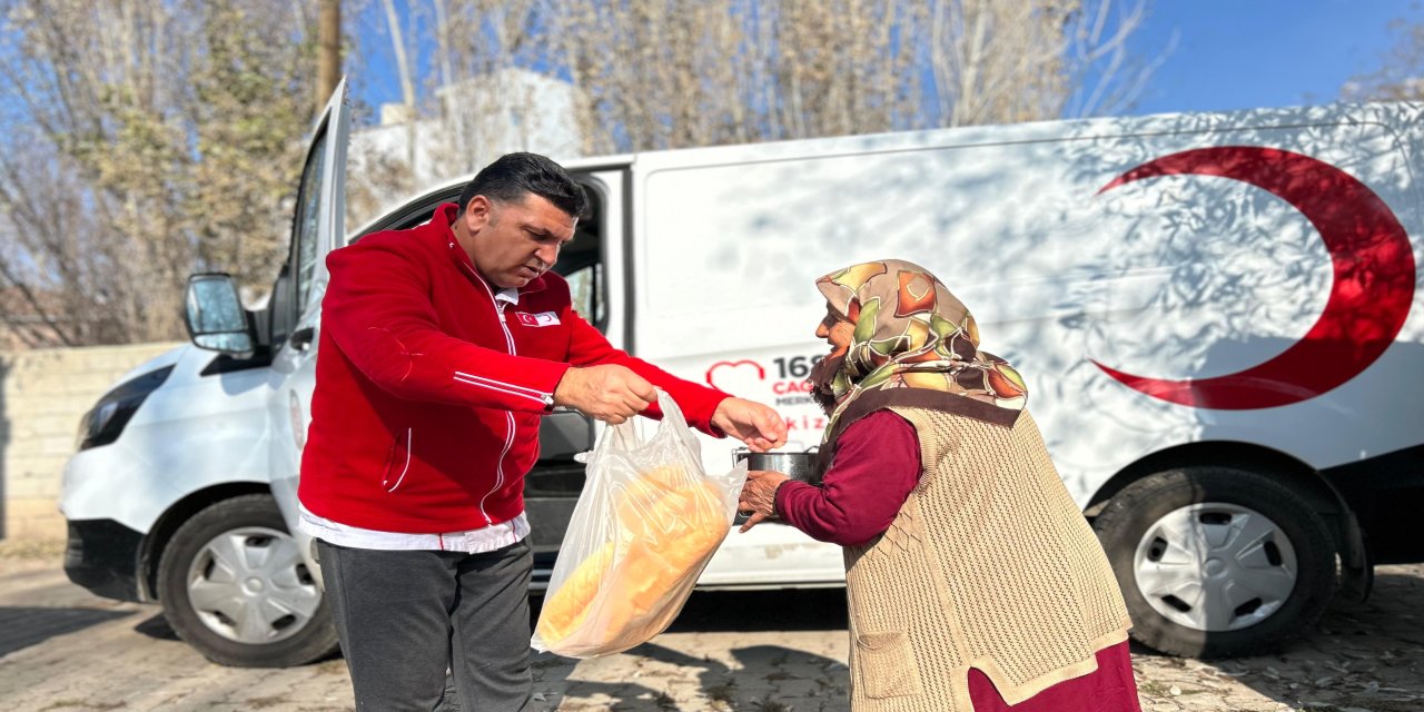 Asım Sabri Ülker Aşevi Günde 3 Bin 200 Kişiye Umut Oluyor