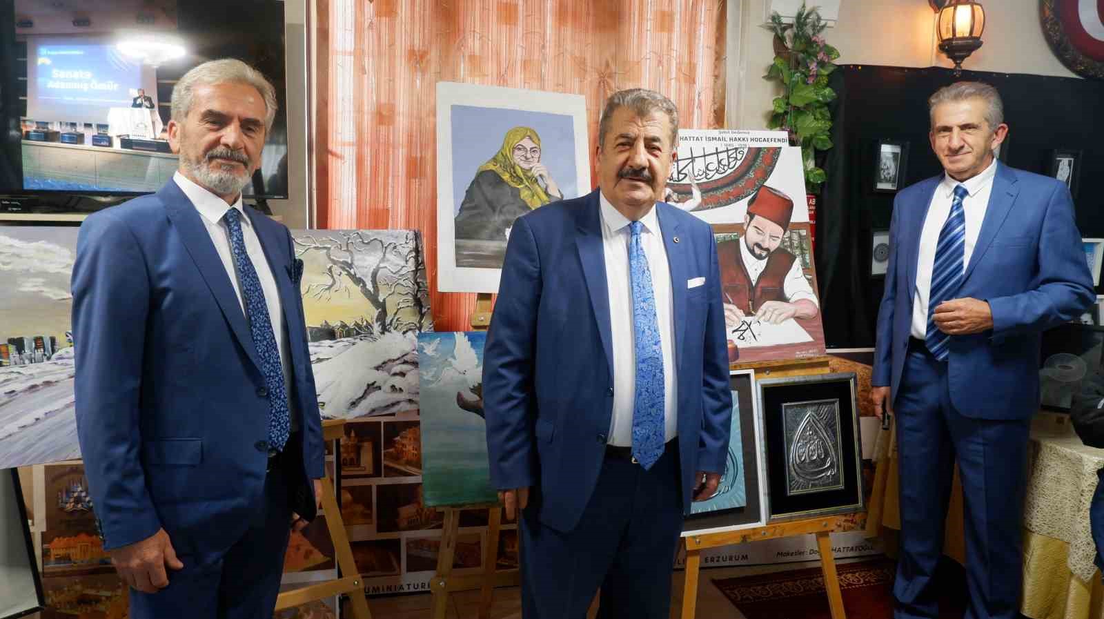 Erzurumlu üç kardeşin sanat sergisi yürekleri ısıttı