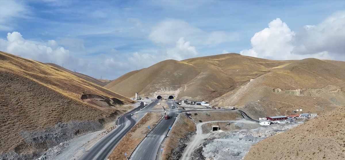 Van-Hakkari güzergahındaki Güzeldere Tüneli açılıyor