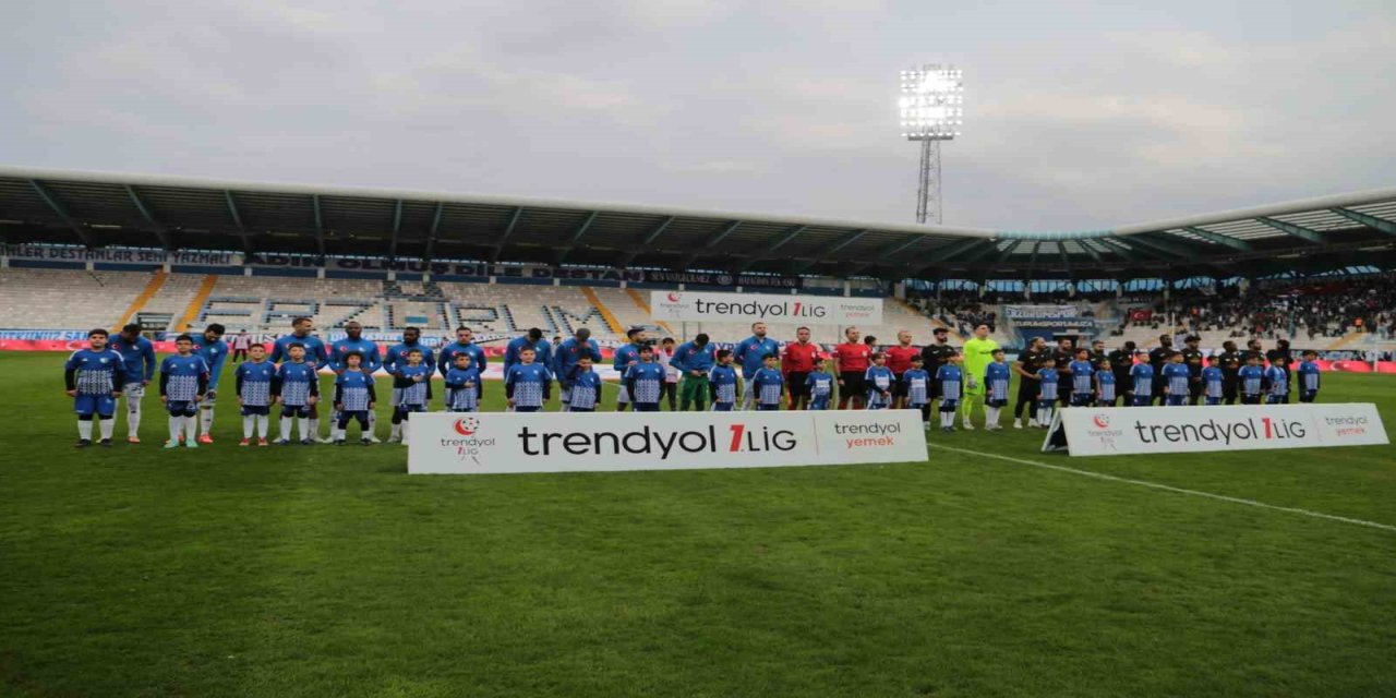 Erzurumspor FK-Amed SF Karşılaşmasında 3 Taraftar Hakkında Soruşturma