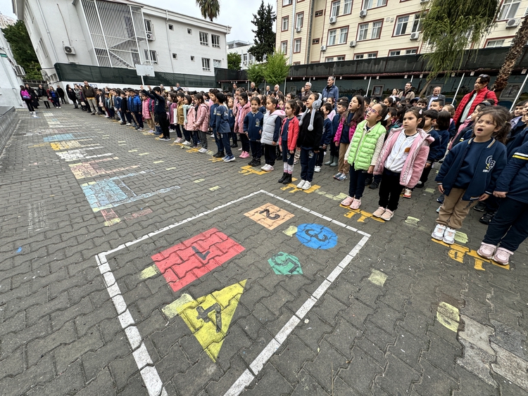 Okullarda ara tatil sonrası ilk ders zili çaldı