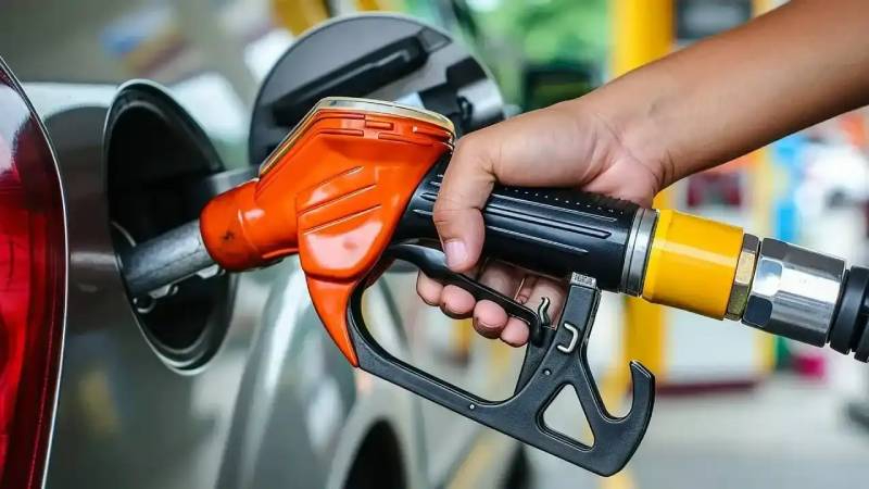 Benzine indirim geldi: Güncel akaryakıt fiyatları ne kadar oldu?