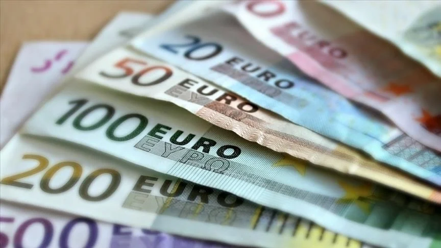 Dolar ve Euro bugün ne kadar?