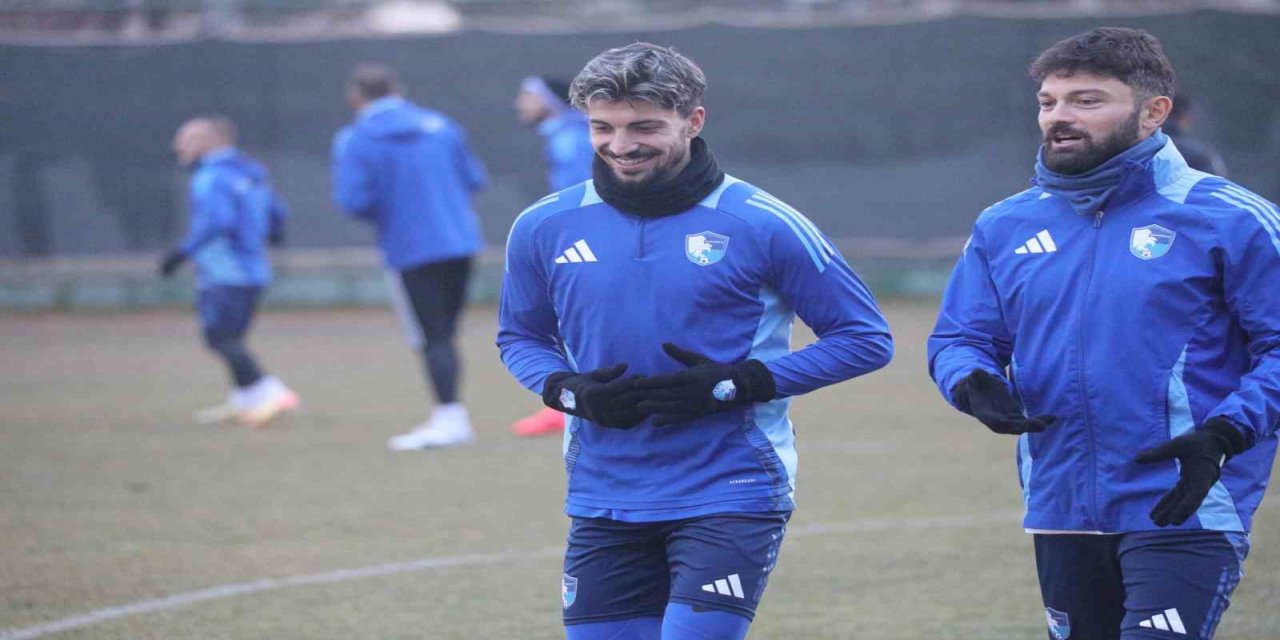 Erzurumspor FK Karagümrük maçına hazırlanıyor