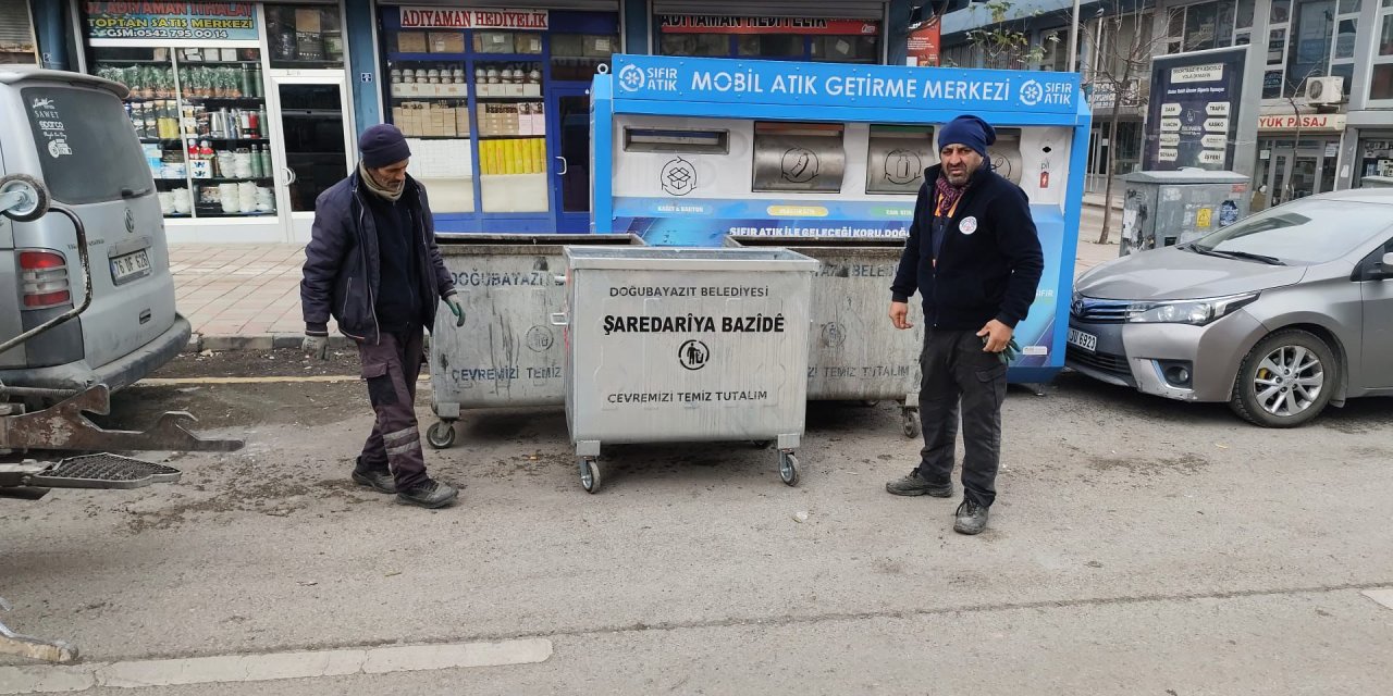 Doğubayazıt'ta Yeni Çöp Konteynerleri