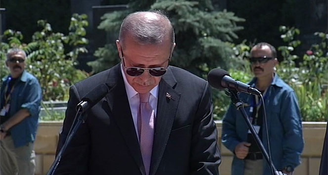 Erdoğan'ın ilk durağı Azerbaycan oldu