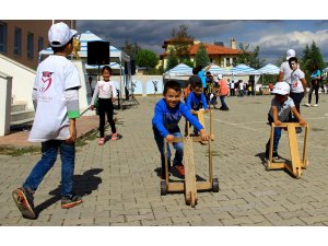 Bu şenlikte teknoloji yasak