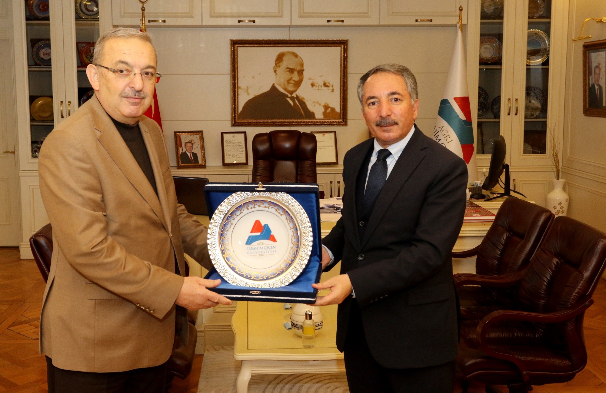 Rektörü Karabulut, Diyanet-Sen Genel Başkanı Bayraktutar’ı ağırladı