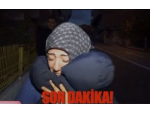 Bir anne daha Esra Erol’da evladına kavuştu