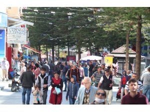 Antalya sokaklarında sıcak hava yoğunluğuna polis uyarısı