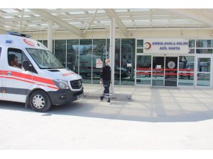 Fransa’da fişi çekilmek istenen hasta ambulans uçakla Konya’ya getirildi