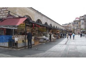 Ramazan öncesinde Eminönü boş kaldı