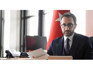 Altun: “Sağlık çalışanlarımız başarılarıyla dünyaya örnek oluyor”