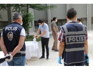 Korona gölgesinde ilk kapsamlı sınav, önlemler dahilinde başladı