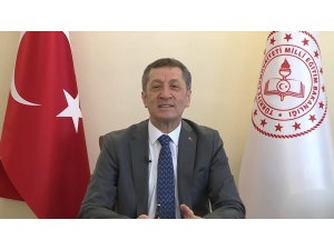 “LGS’de bu yıl 353 bin 158 öğretmenimiz ve 17 bin 990 rehber öğretmenimiz, sınav alanlarında bizlere yardımcı olacak”