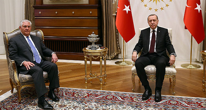 Erdoğan Tillerson ile görüştü
