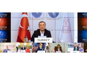 Bakan Selçuk, Türkiye’nin Kovid-19 tecrübelerini G20 ülkelerine anlattı