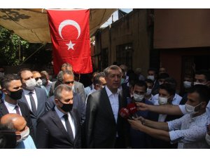 Bakan Selçuk’tan okuldaki patlamada ölen öğretmenin ailesine taziye