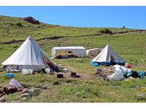 Erzincanlı göçerlerin yayla hayatı