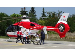 Yaşlı adamın yardımına ambulans helikopter yetişti