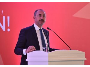 Bakan Gül: "Güvenli ödeme sistemi ikinci el araç satışında zorunlu hale geldi"