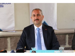 “YÖK’ten, sıralamayı ilk 100 bine yükseltmelerini talep ettik”