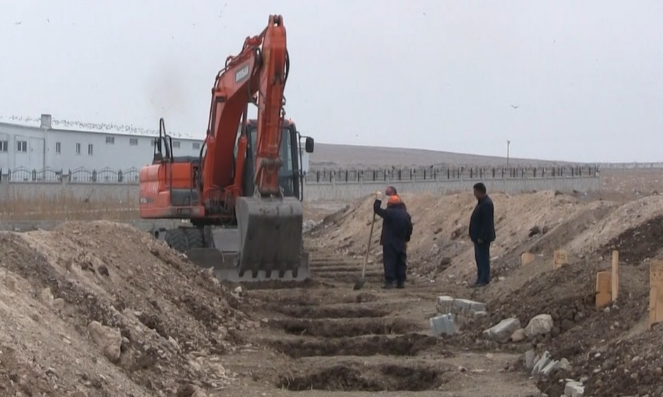 Ağrı'da kış öncesi 200'e yakın mezar kazıldı