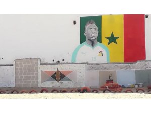 Mbaye Diagne, Senegal’de eğitim gördüğü okulunu yeniledi