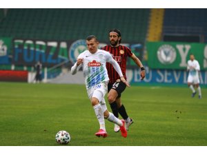 Ziraat Türkiye Kupası: Çaykur Rizespor: 3 - Eskişehirspor: 0 (İlk yarı)