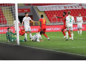 Ziraat Türkiye Kupası: Göztepe: 4 - Bursaspor: 5