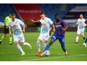 Süper Lig: Trabzonspor : 0 - Çaykur Rizespor: 1 (İlk yarı)