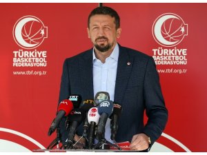 Hidayet Türkoğlu basketbolun 129. yaşını kutladı