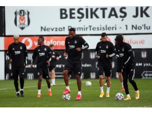 Beşiktaş’ta Sivasspor maçı hazırlıkları devam etti