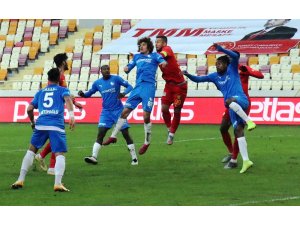 Süper Lig: Yeni Malatyaspor: 1 - BB Erzurumspor: 3 (Maç sonucu)