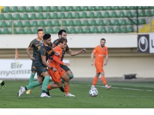 Süper Lig: Aytemiz Alanyaspor: 3 - Medipol Başakşehir: 0 (Maç sonucu)