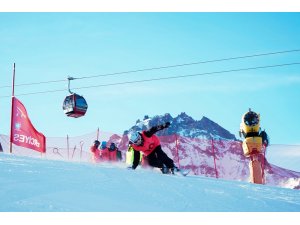 Snowboard İl Birinciliği Nefes Kesti