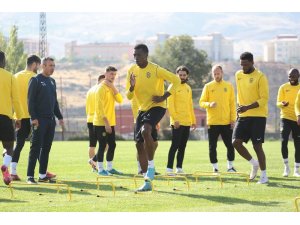 Yeni Malatyaspor Hedebe ve Youssouf’a gelen teklifleri değerlendirecek