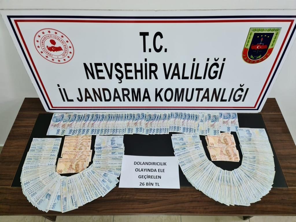 Ağrılı bir vatandaşı 26 bin lira dolandıran 3 kişi Nevşehir’de tutuklandı